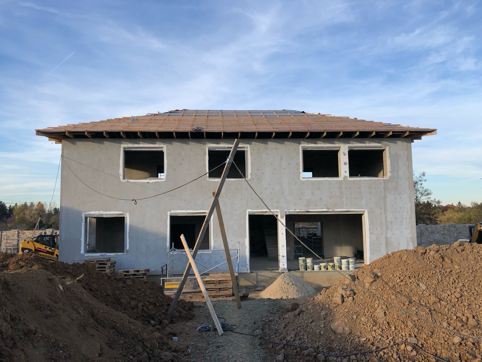 Čestlice, stavba RD na zakázku